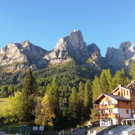 Διαμέρισμα Dolomites Holidays