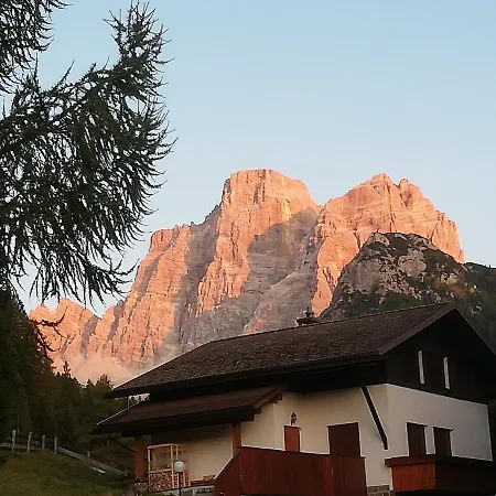 Dolomites Holidays 公寓